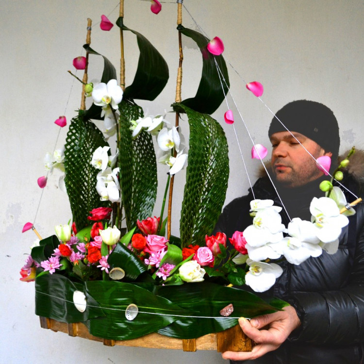 Корабль "Большой круиз" 